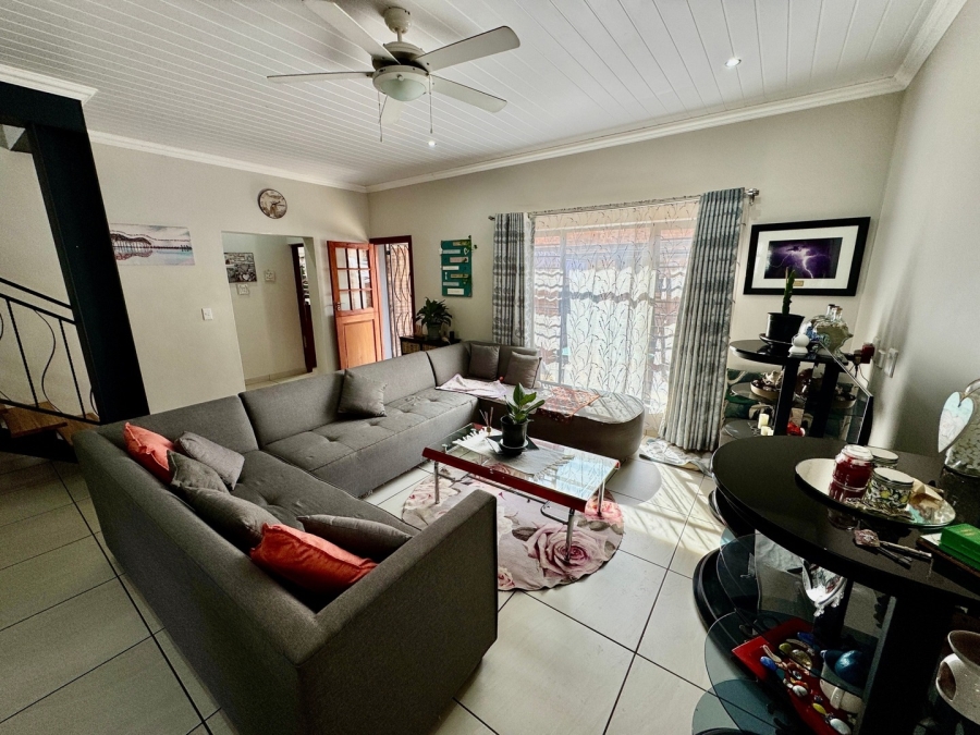 3 Bedroom Property for Sale in Lifestyle Estate North West